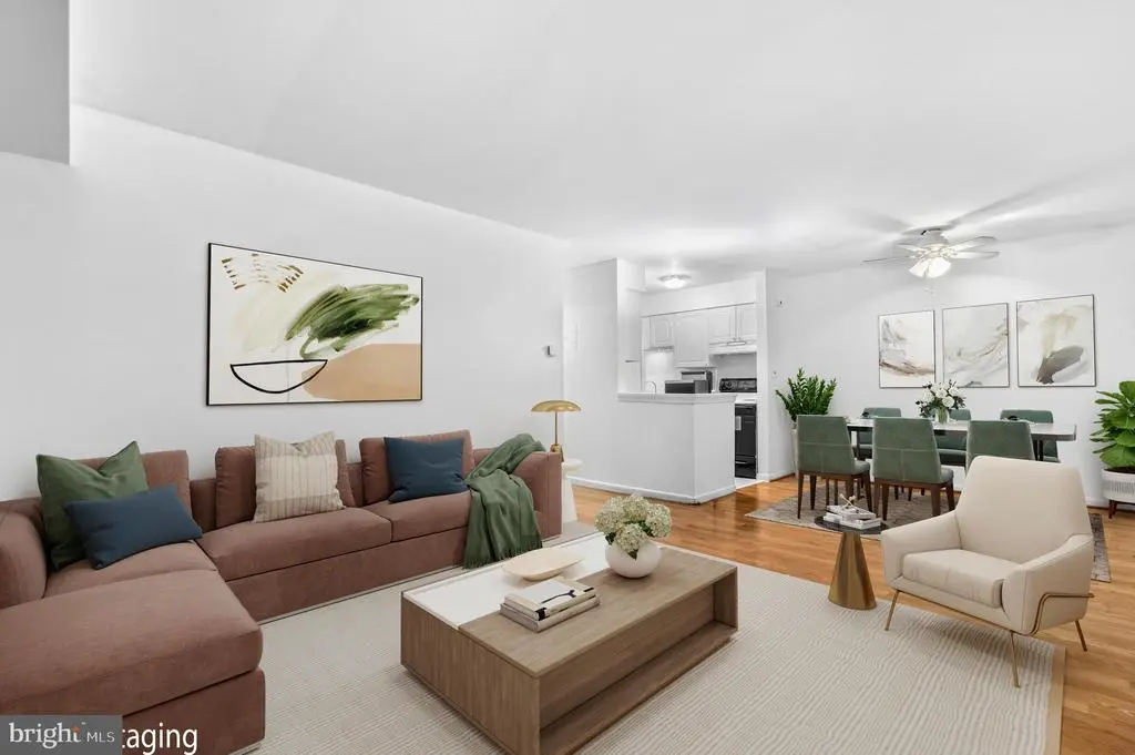 5913 Prince James Dr #j, SPRINGFIELD