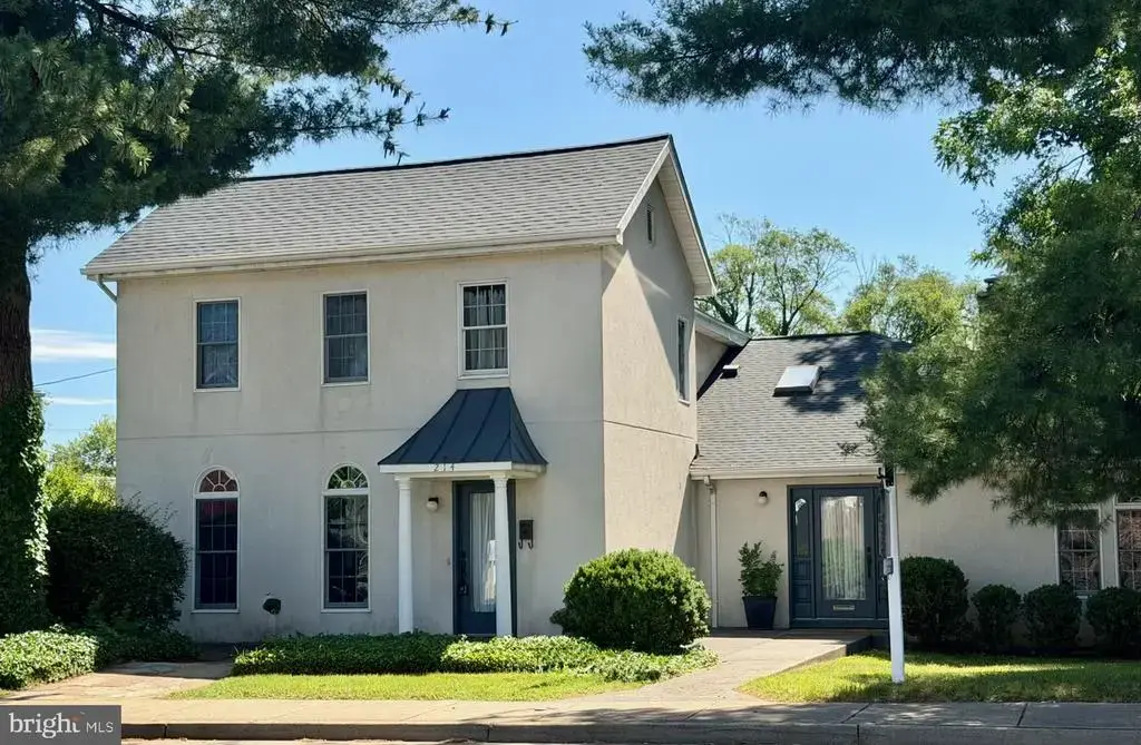 214 S Royal Ave, FRONT ROYAL