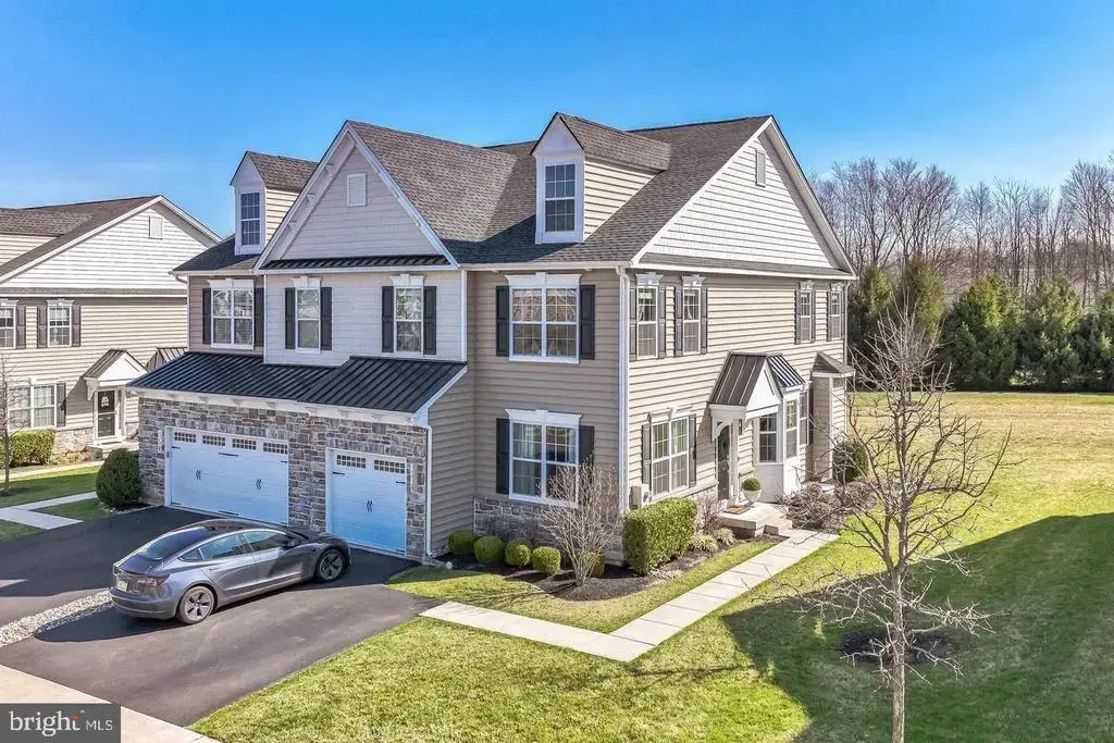 323 W Boulder Dr, CHALFONT