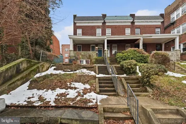 2302 Mount Royal Terrace, Baltimore