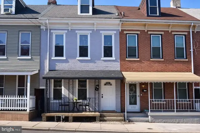 429 W Princess St, York