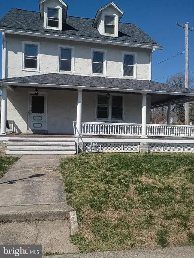 45 W Pennsylvania Ave, Downingtown