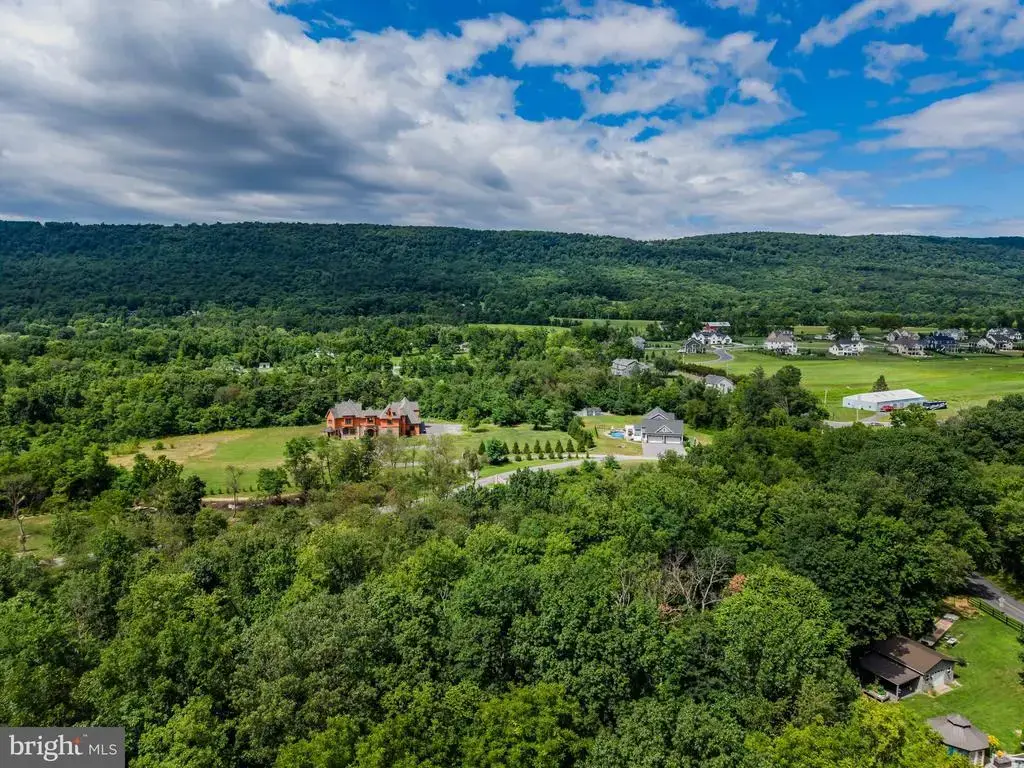 37 Glendale Dr, MECHANICSBURG