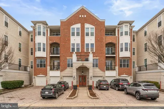 5920 Great Star Dr #307, Clarksville