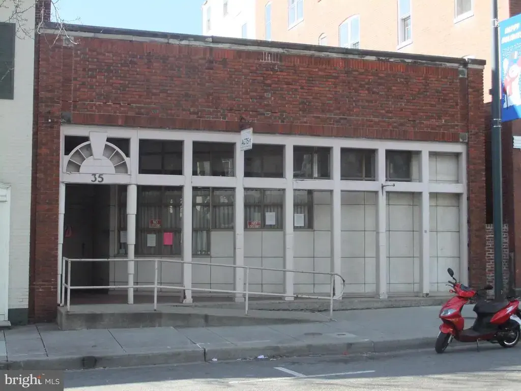35 E Washington St, HAGERSTOWN