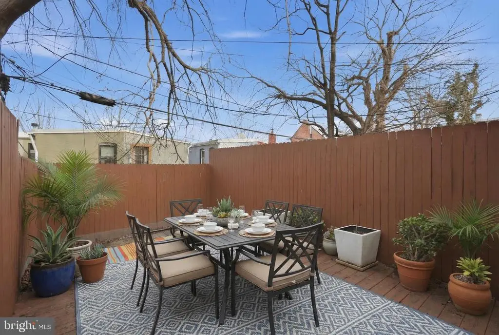 1525 6th St Nw, WASHINGTON