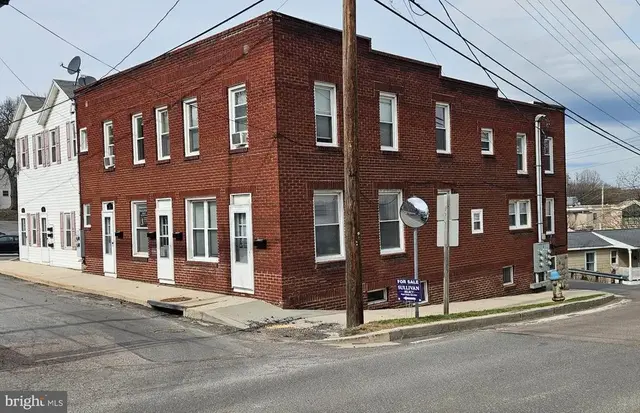 27 First St, Frostburg