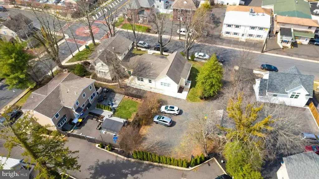 179 N Broad St, DOYLESTOWN