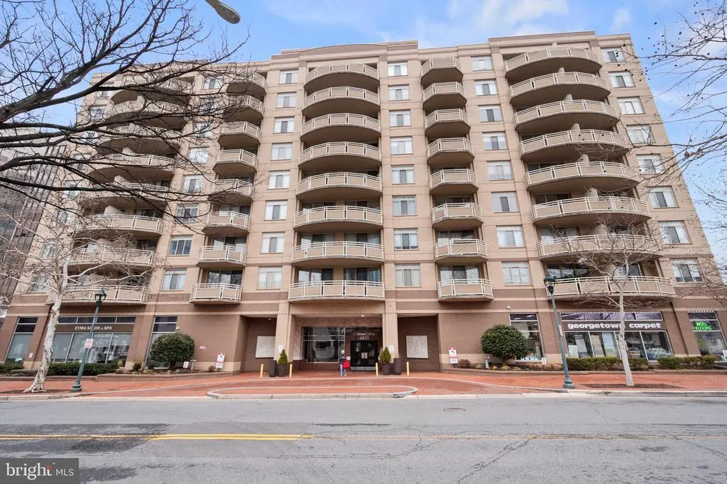 4801 Fairmont Ave #412, Bethesda