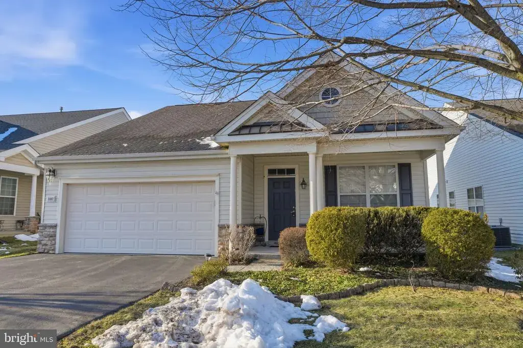 1107 Maxwell Mnr, WARWICK