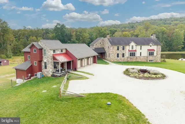 2230 Creek Rd, Glenmoore
