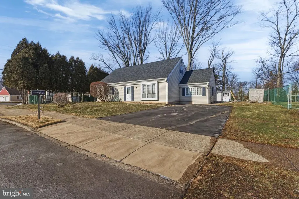 Photo of Listing #PABU2114576