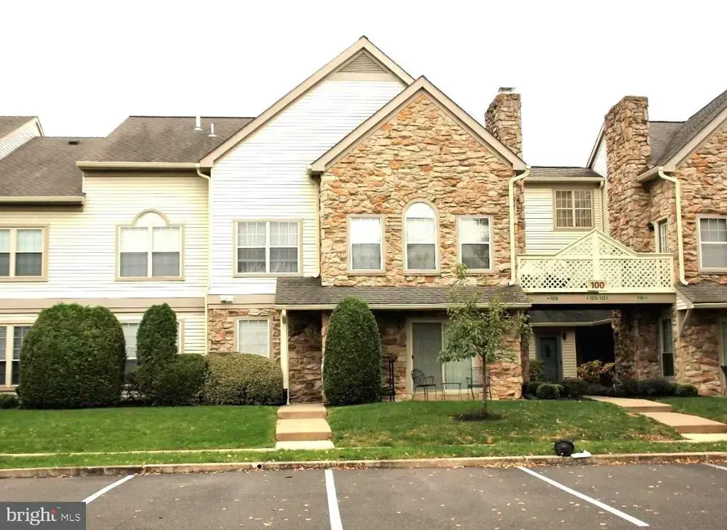 106 Remington Ct, CHALFONT