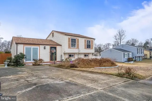 6309 Elm Way, Clinton