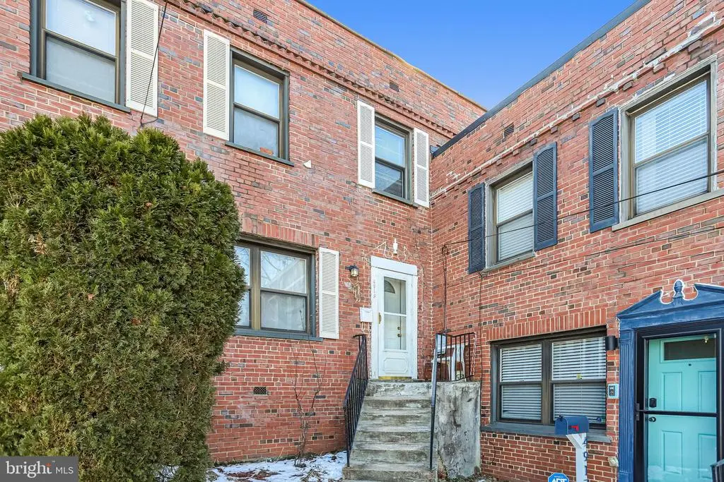 4919 Sheriff Rd Ne, Washington