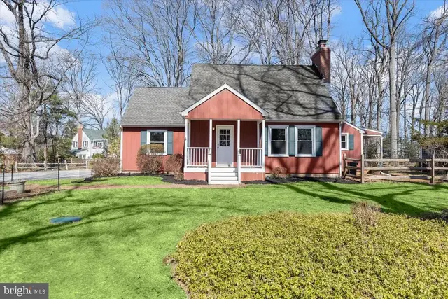 1008 Hart Rd, Towson