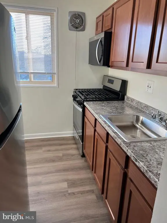 2500 Queens Chapel Rd, Hyattsville