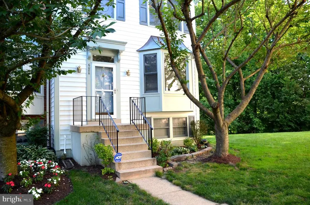 6086 Joust Ln, ALEXANDRIA