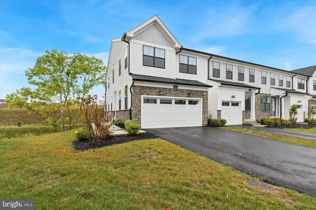 211 Lilac St, KING OF PRUSSIA
