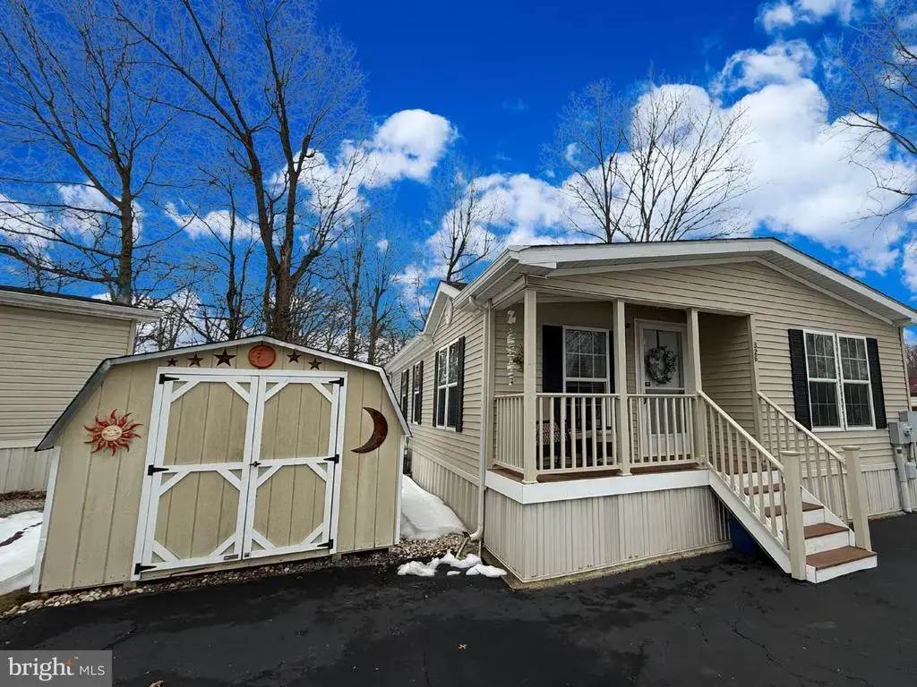 326 Dogwood Dr, QUAKERTOWN