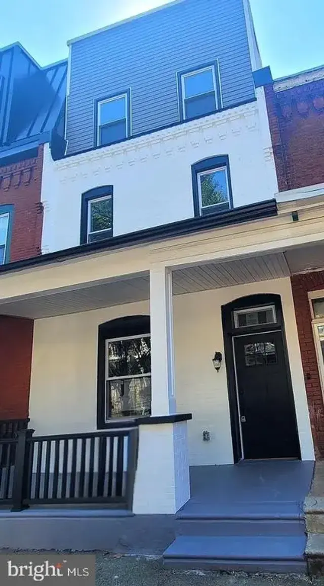 4542 Sansom St, Philadelphia