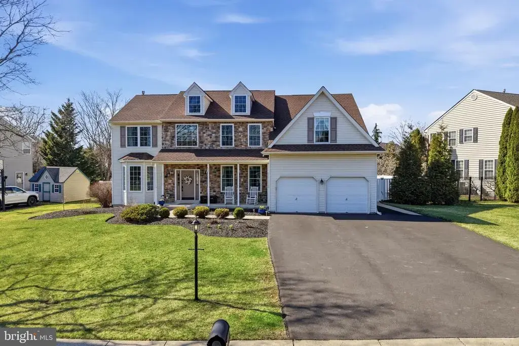 930 Red Coat Farm Dr, CHALFONT