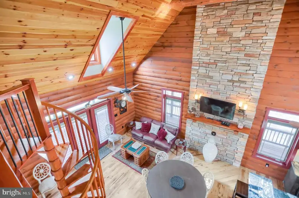 17526 Country Cottage Ln, TODD