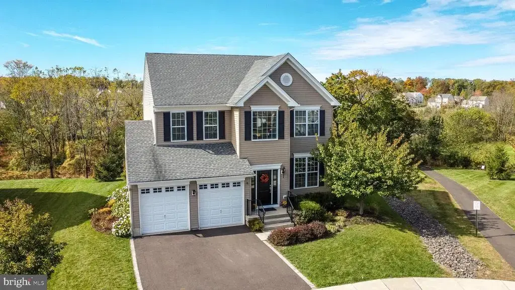 1214 Hockley Dr, PERKASIE
