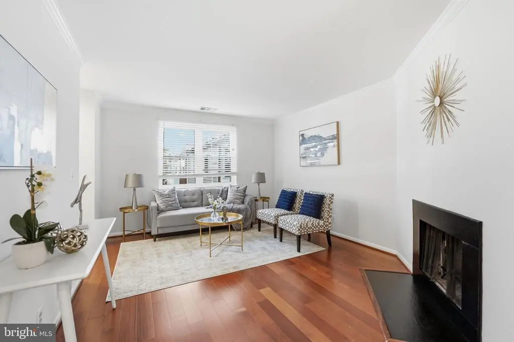 4614-b 28th Rd S #b, ARLINGTON