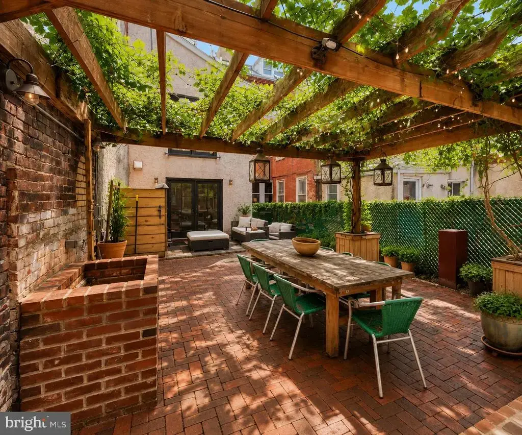 503 Fairmount Ave, PHILADELPHIA