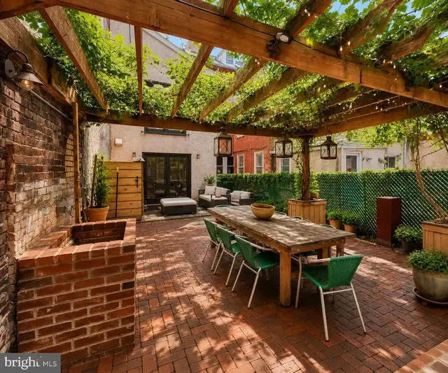 503 Fairmount Ave, Philadelphia