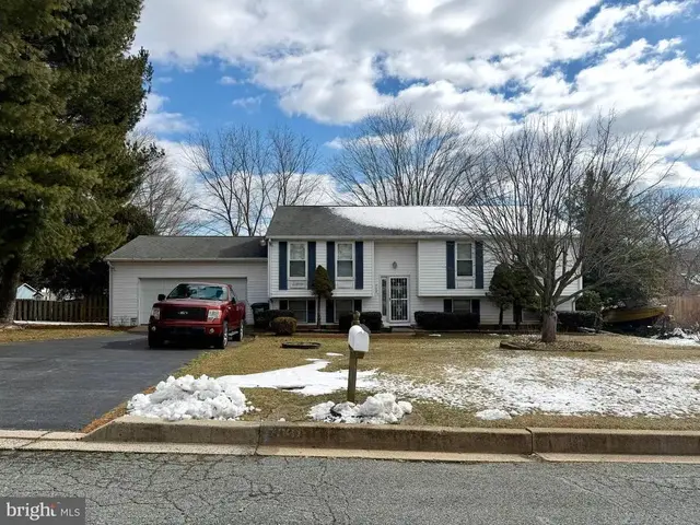 709 Paul Dr, Aberdeen