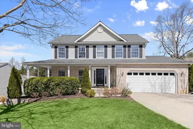 303 Bridlewreath Way, Mount Airy