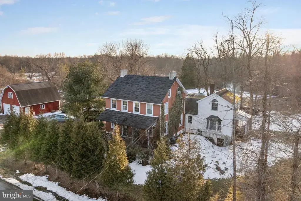 800 E Cherry Rd, QUAKERTOWN