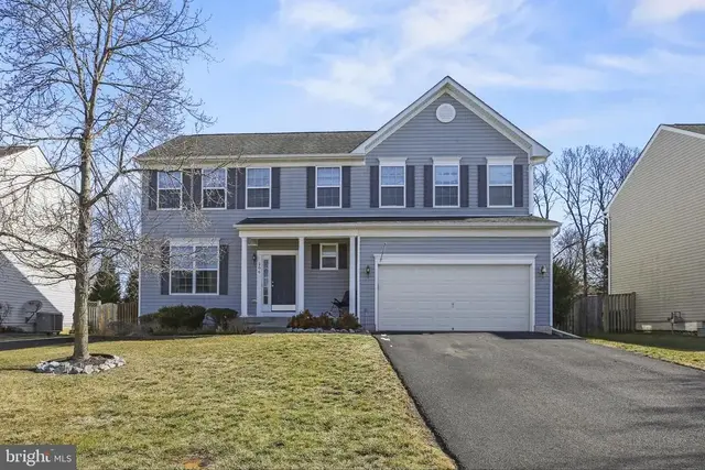 206 Solar Dr, Walkersville