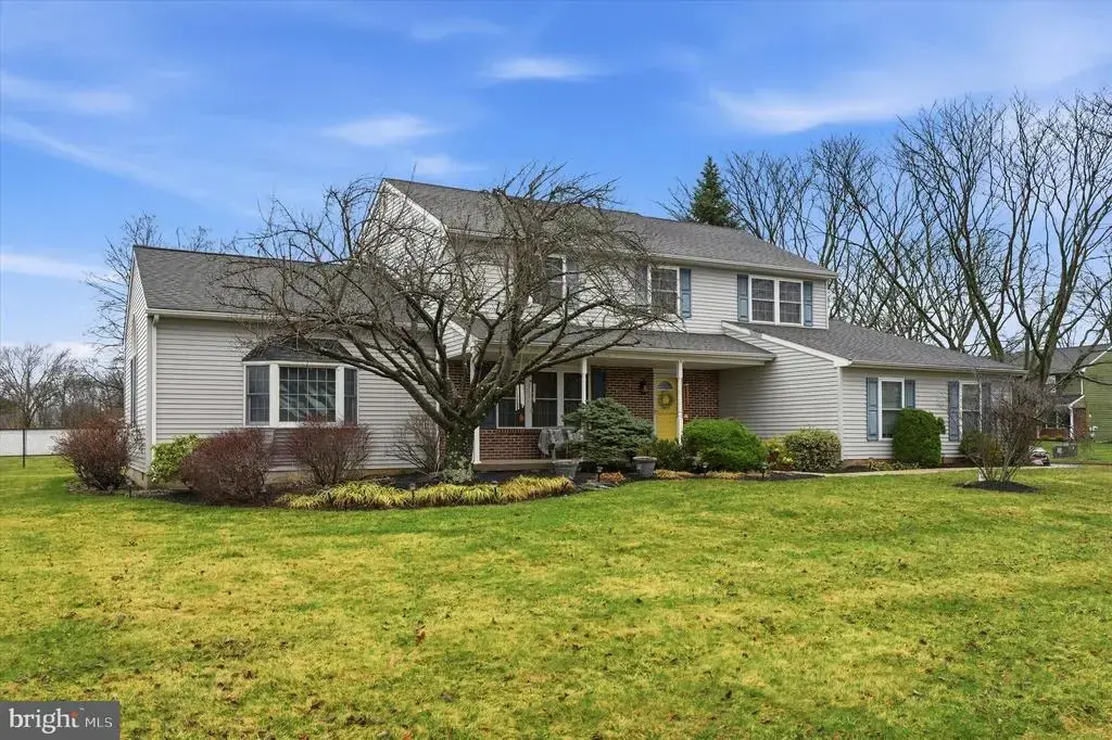 1420 Scarlet Oak Rd, YARDLEY