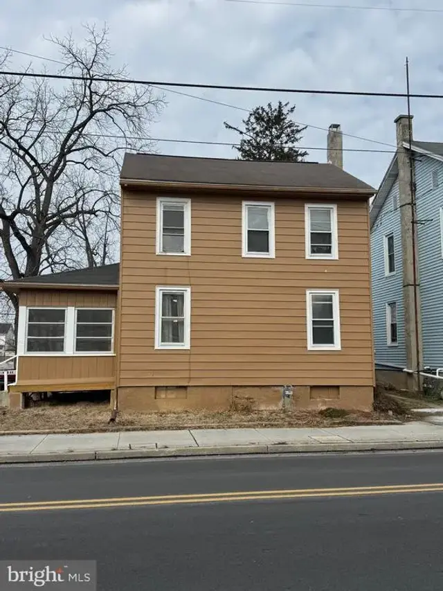 527 Main, Mcsherrystown