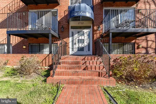 1722 28th St Se #a-3, Washington