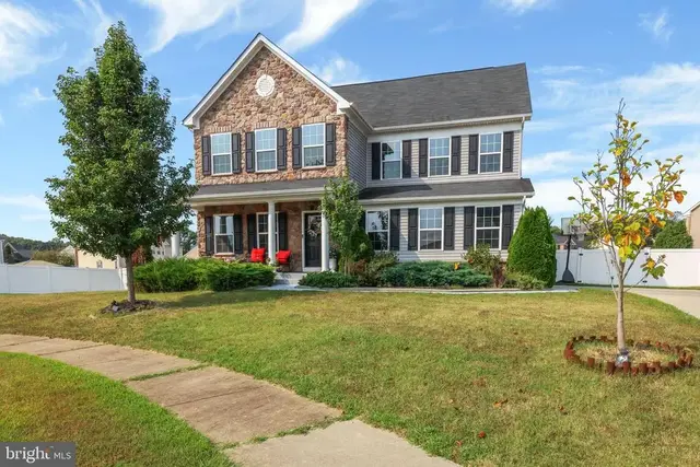 107 Gleaning Ct, La Plata