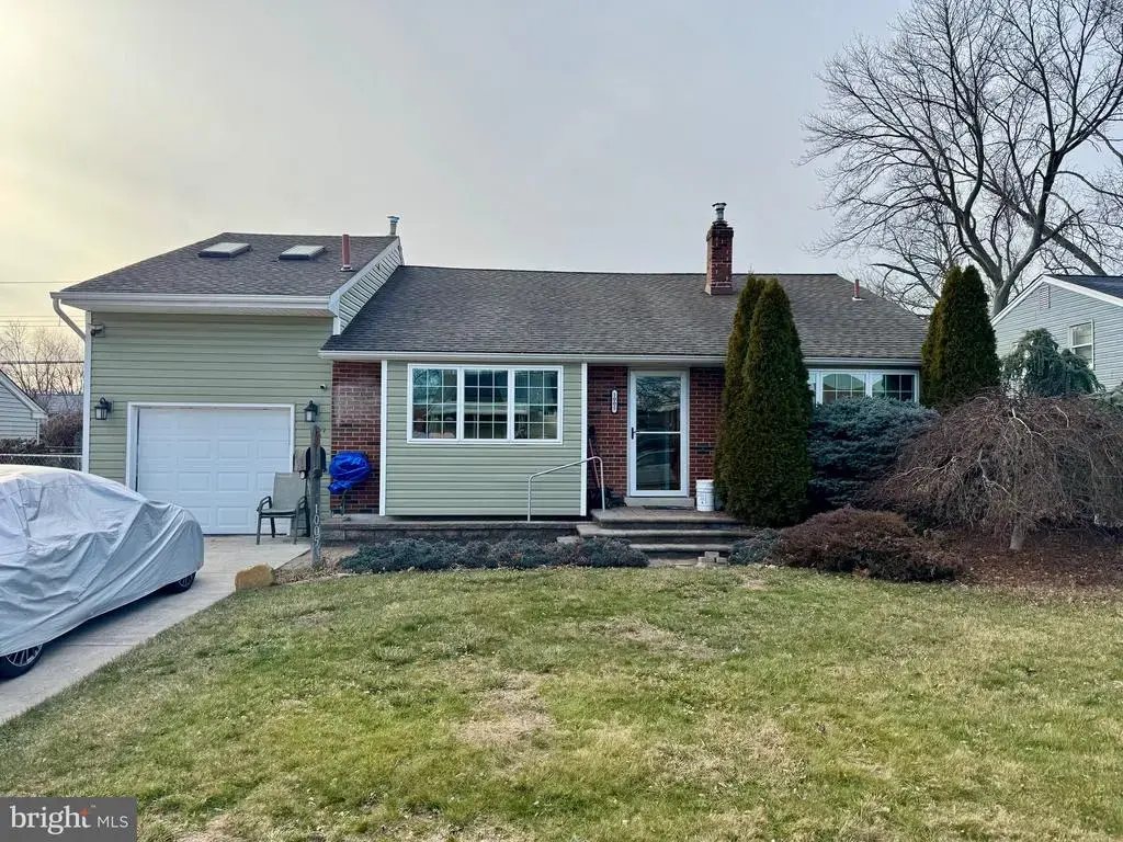 1005 Arthur Ave, BRISTOL