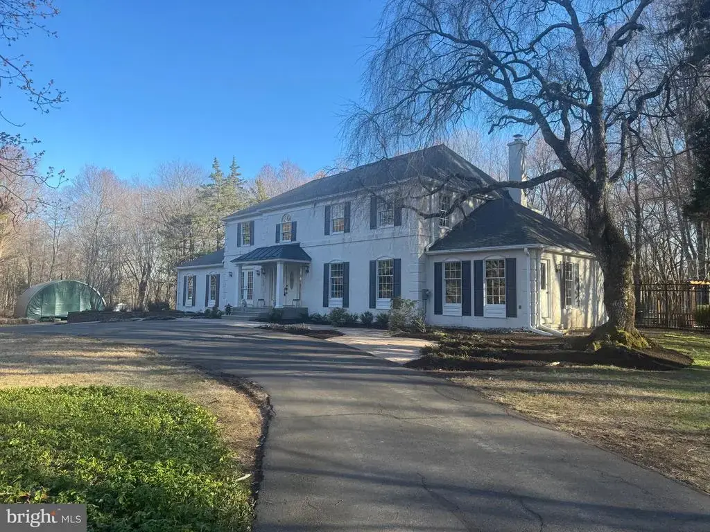 196 Aqueduct Rd, WASHINGTON CROSSING