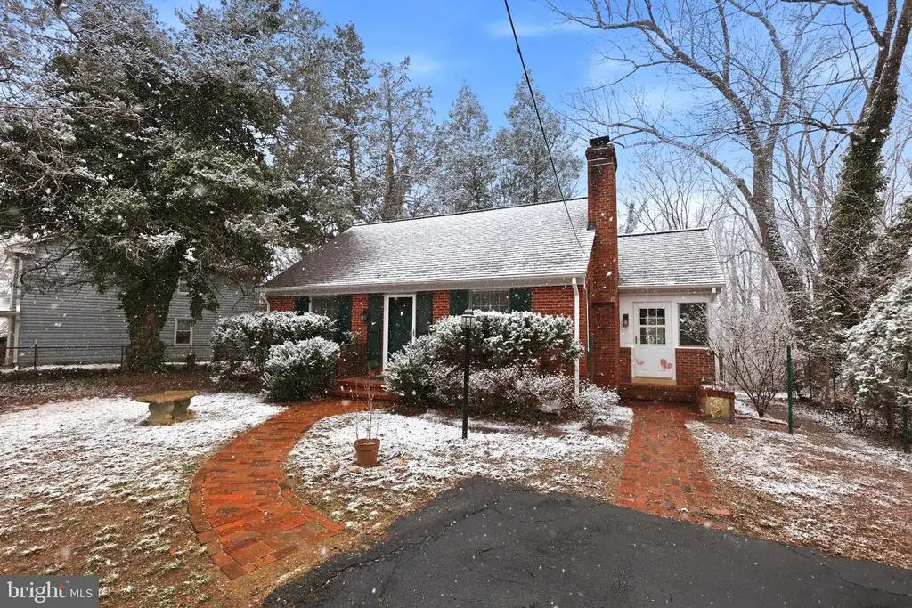 1007 Manning Dr, FREDERICKSBURG