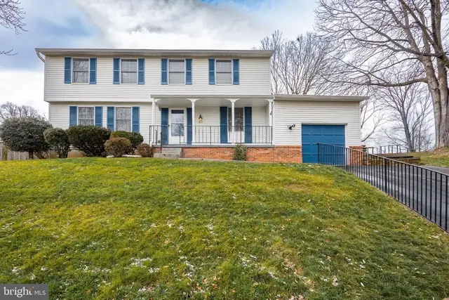 1811 Rustic Hill Ct, Frederick