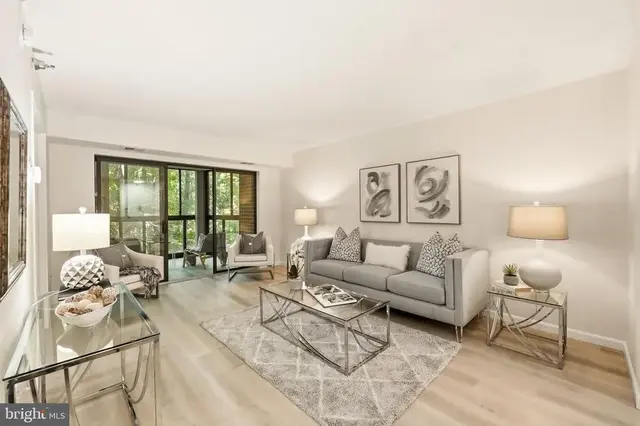 15100 Interlachen Dr #4-206, Silver Spring