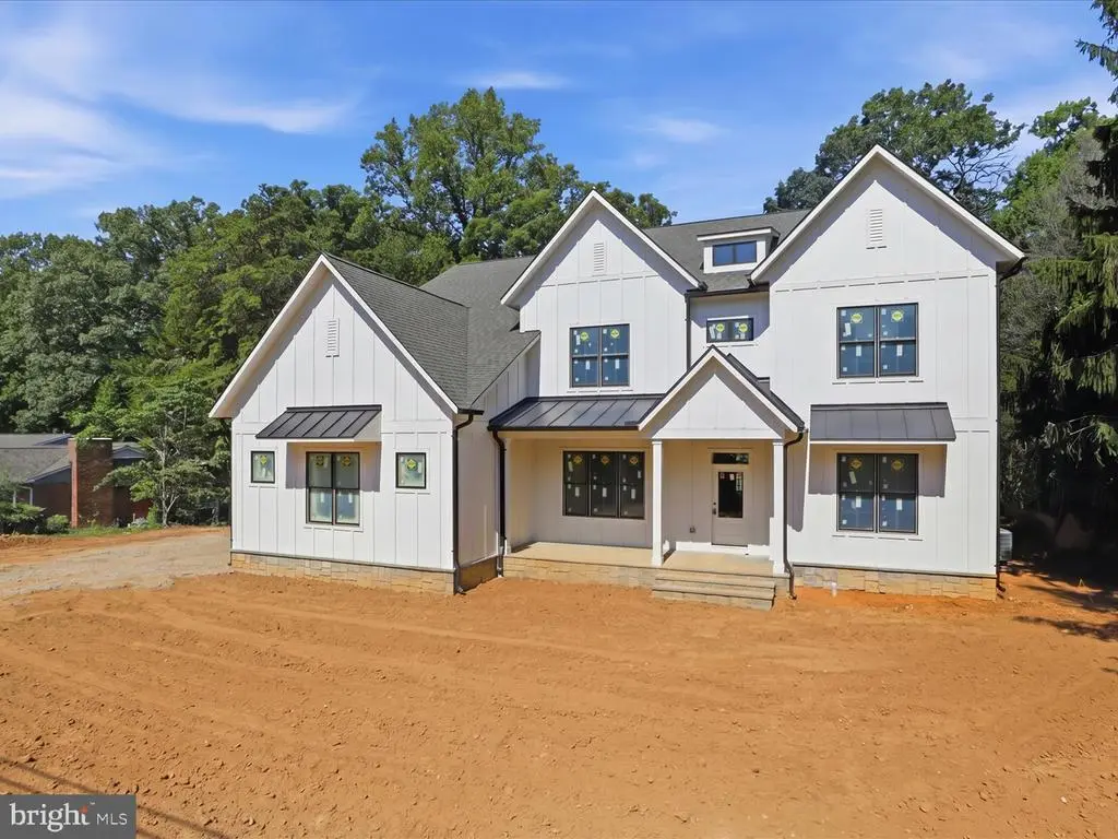 4038 Doveville Ln, FAIRFAX