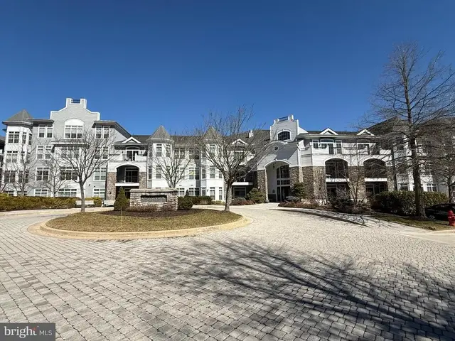 2900 Stone Cliff Dr #209, Baltimore