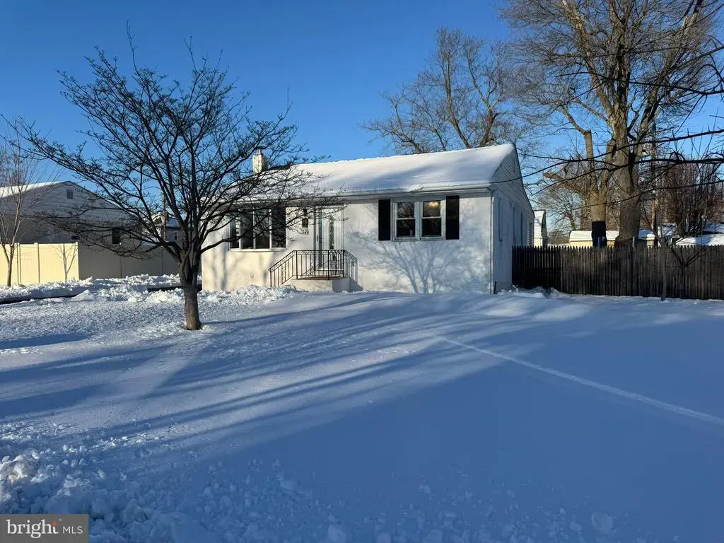 455 Jefferson Ave, LANGHORNE
