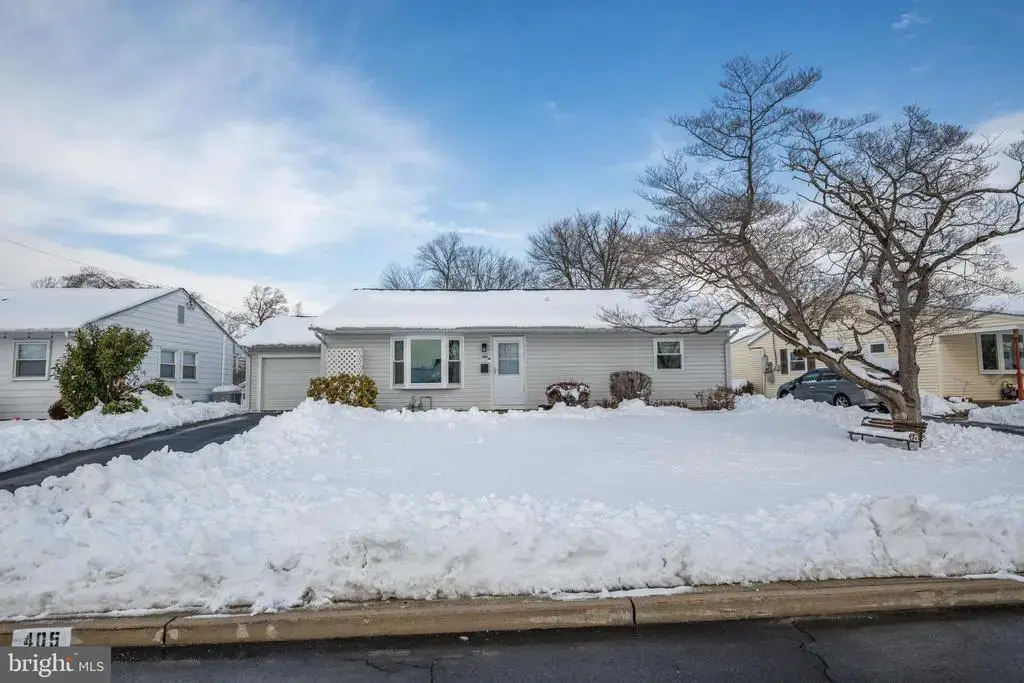 405 Andover Rd, FAIRLESS HILLS