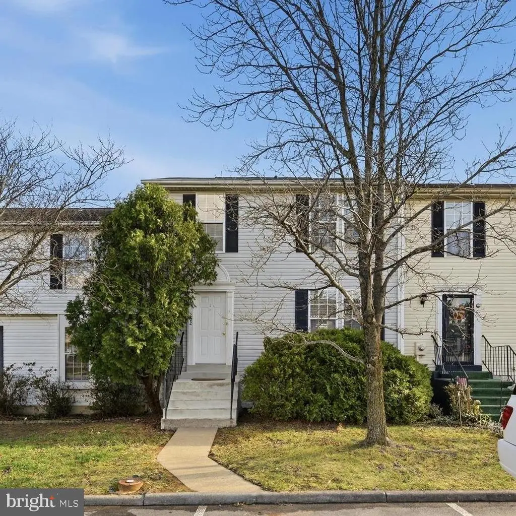 202 Emily Ln, WINCHESTER