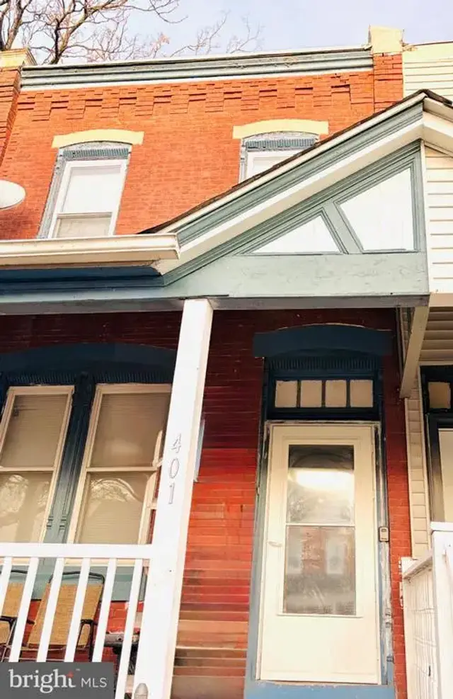 401 Holly Rd, Yeadon